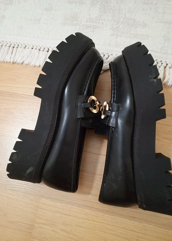 Zincir Detaylı Siyah Deri Kadın Loafer yeni zara 37 no - Görsel 12