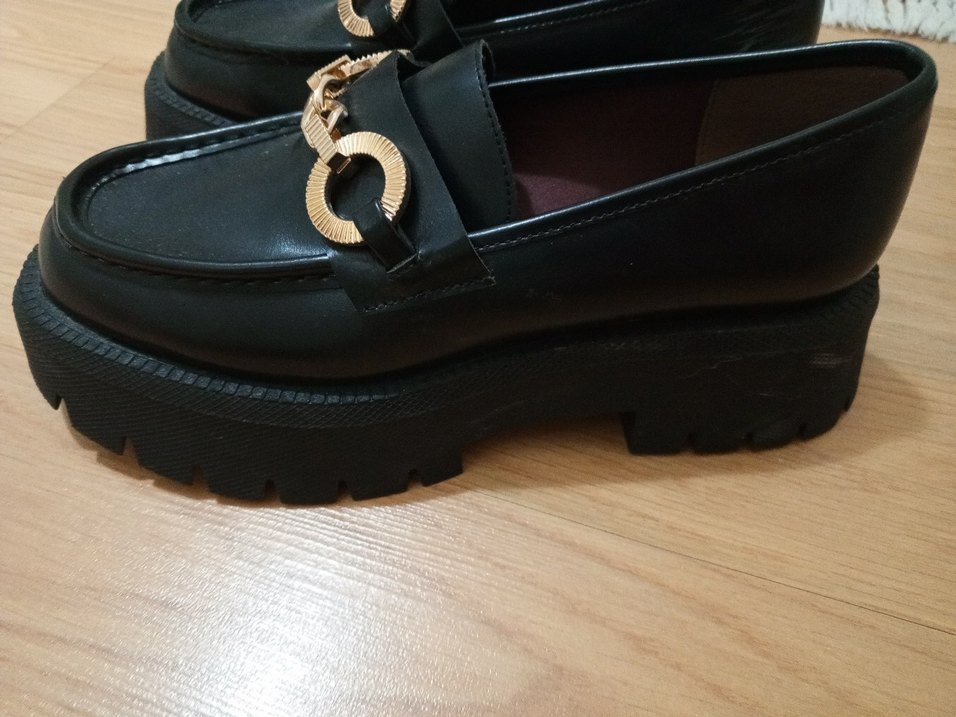 Zincir Detaylı Siyah Deri Kadın Loafer yeni zara 37 no - Görsel 5