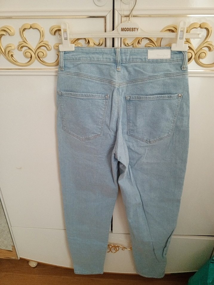 Mavi Düğmeli Midi Boy Kadın Denim Pantolon - Görsel 2