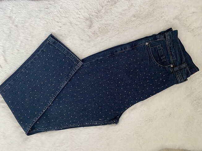 Taşlı Likralı kot pantolon