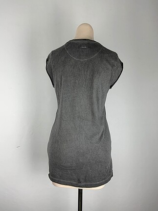 Diğer Diğer T-shirt %70 İndirimli.