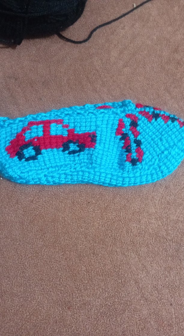 Renkli Nakışlı Örgü Erkek Bebek Patikleri - Görsel 2