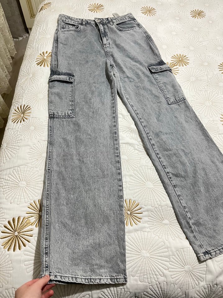 Gri Bol kesim pantolon - Görsel 4