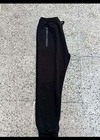 8 Yaş Beden Lc WAİKİKİ EŞOFMAN 8.9 YAŞ