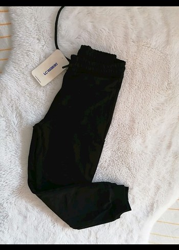 LC Waikiki Siyah Rahat Kesim Kadın Eşofman Altı 11.12 YAŞ