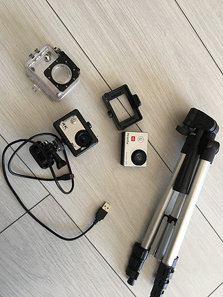 Action camera 