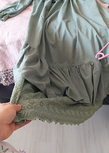 m Beden Nakışlı Yeşil elbise hic giyilmedi