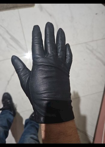 Siyah Deri Gotik Kadın Eldiveni - Görsel 2