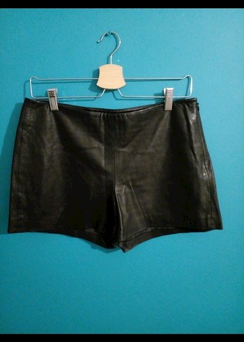 Siyah Deri Mini Şort - Görsel 4