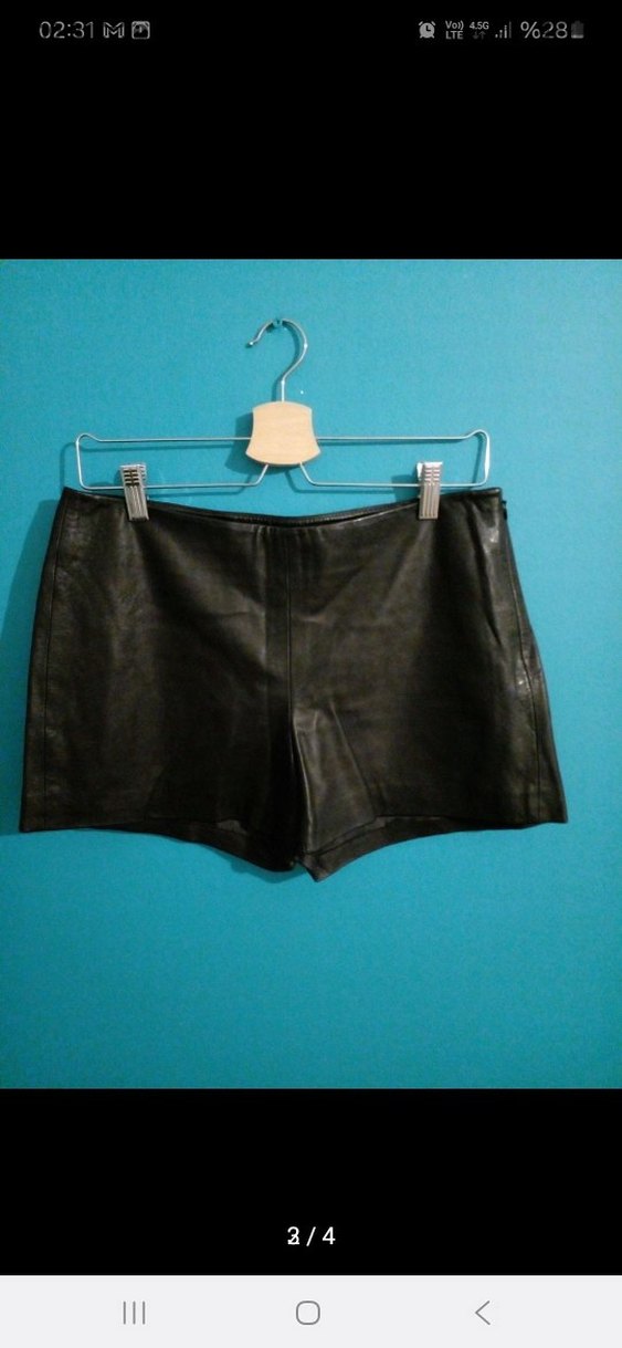 Siyah Deri Mini Şort - Görsel 4