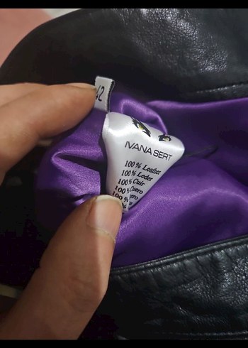 Siyah Deri Kadın Midi Şort - Görsel 3