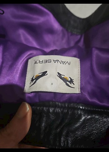 Siyah Deri Kadın Midi Şort - Görsel 2