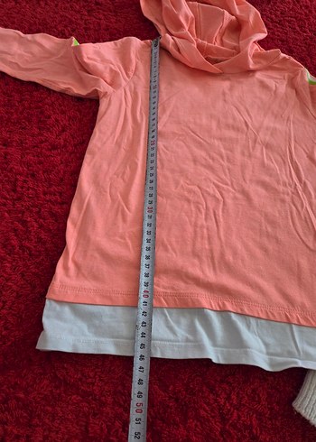 Kızlar için uzun kollu, bol kesim pembe ve beyaz kazaklar - Görsel 3