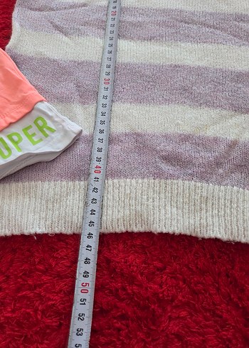 Kızlar için uzun kollu, bol kesim pembe ve beyaz kazaklar - Görsel 5