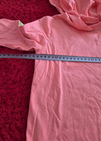 Kızlar için uzun kollu, bol kesim pembe ve beyaz kazaklar - Görsel 4