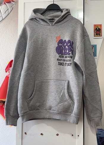 Diğer Gri Kapüşonlu Baskılı Oversize Sweatshirt