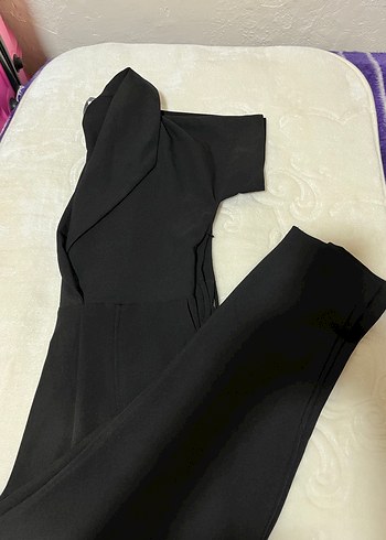 Drapeli Siyah V Yaka Tulum - Görsel 2