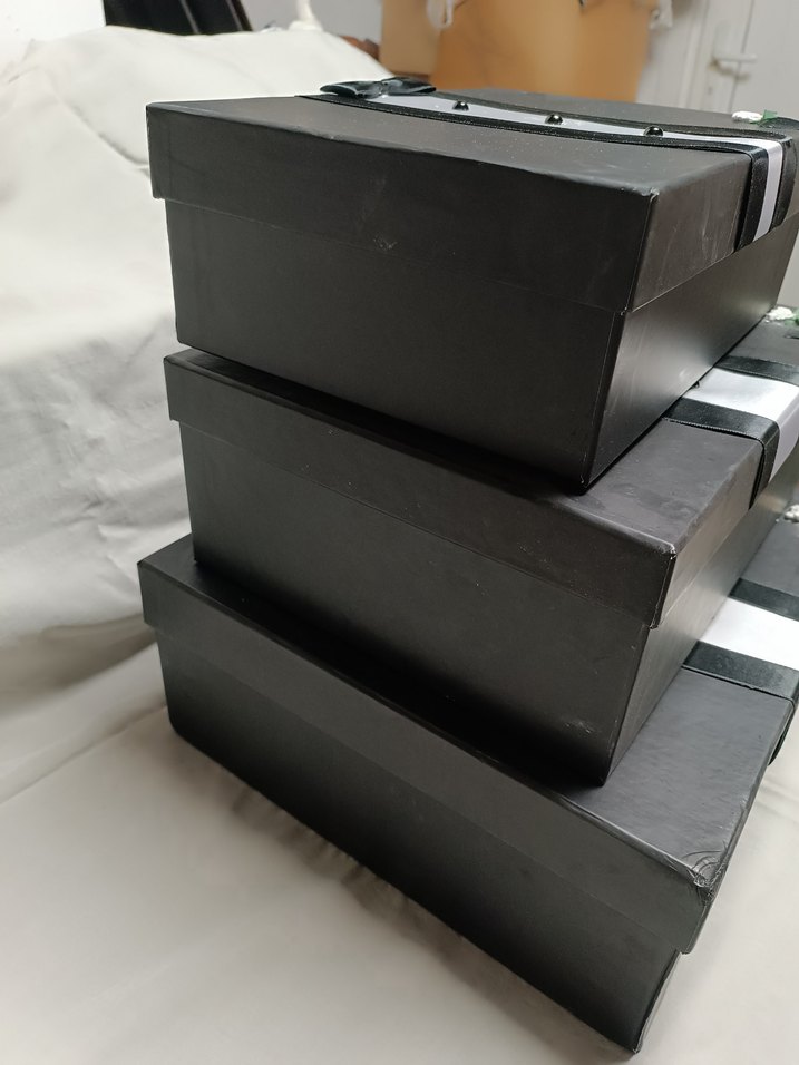 Klasik Siyah Damatlık Hediye Kutusu - Görsel 2