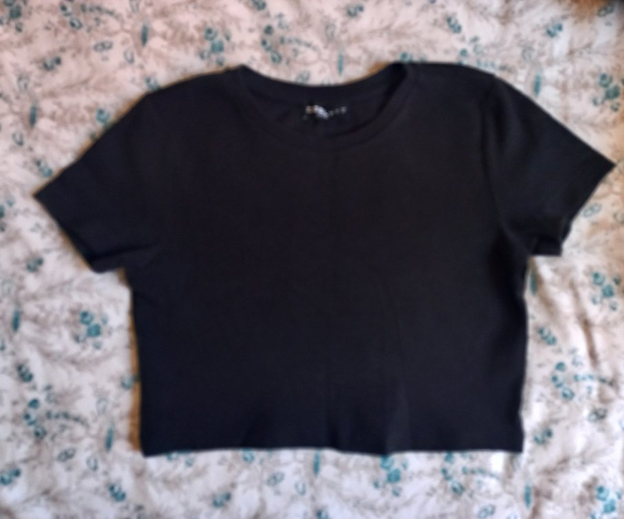 Siyah Crop Kısa Kollu Kadın - Görsel 2