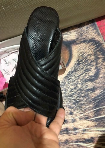 Hakiki deri  Kadın Dolgu Topuklu terlik sıfır kutusunda - Görsel 4