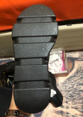 Hakiki deri  Kadın Dolgu Topuklu terlik sıfır kutusunda - Görsel 3