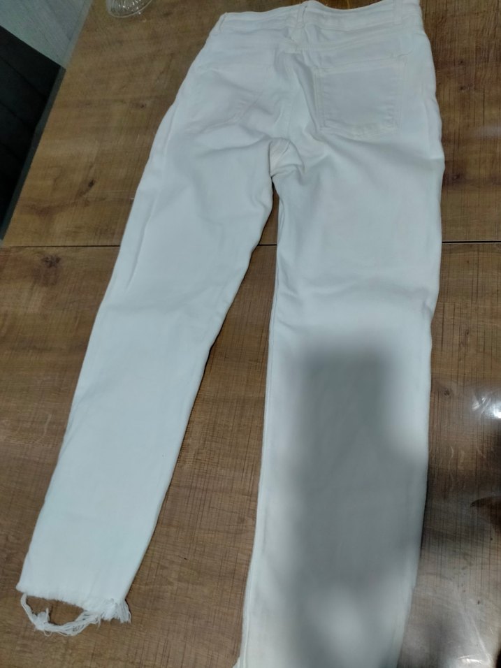 Beyaz Rahat Kesim Midi Kadın Jean - Görsel 3