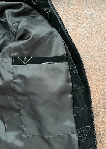 Prada Yağmurluk - Görsel 3