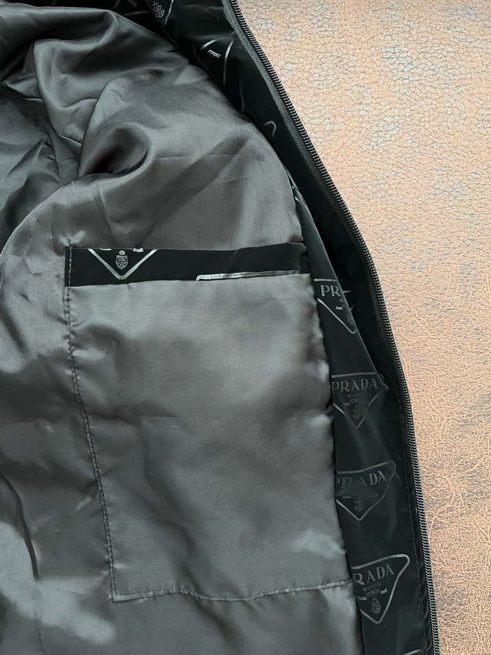 Prada Yağmurluk - Görsel 3