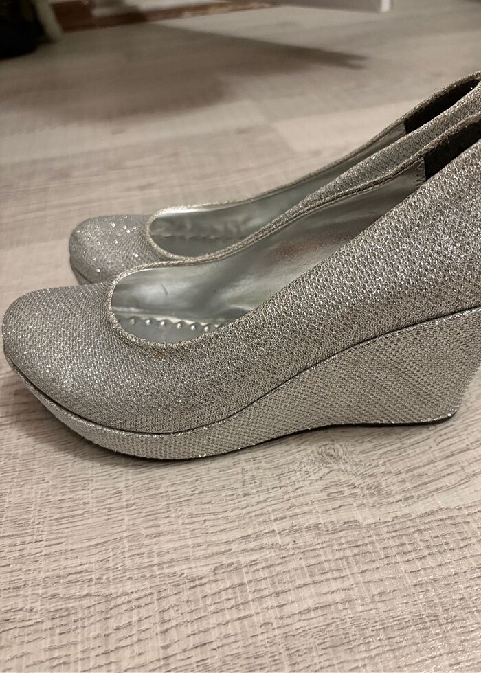 37 numara Dolgu Topuk Abiye Ayakkabı - Görsel 2