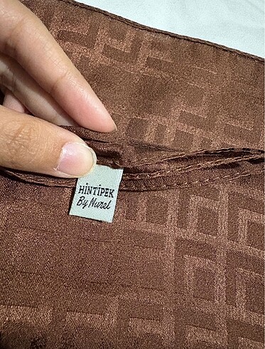 monogram eşarp - Görsel 2