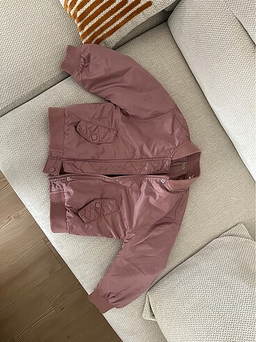 Zara mont