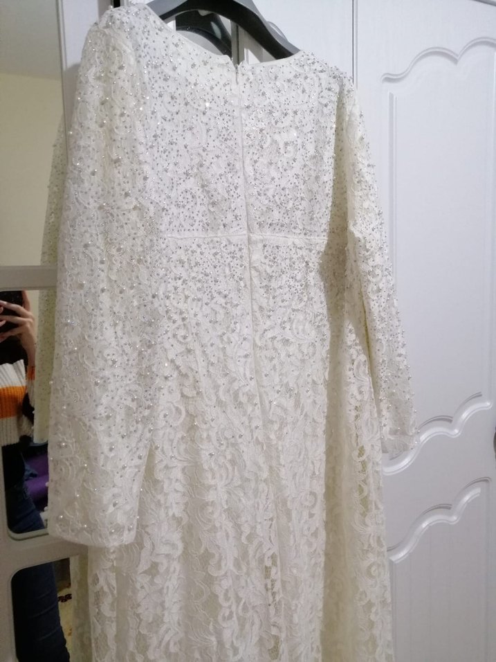 Uzun Kollu Beyaz Dantel Tesettür Nikah Elbisesi - Görsel 4