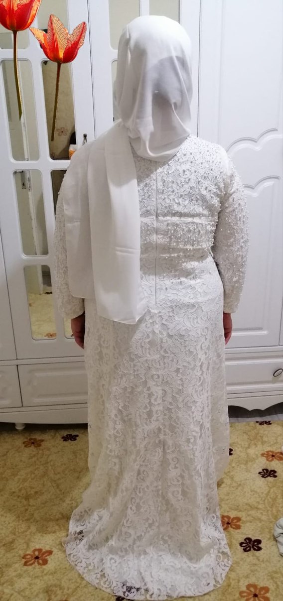 Uzun Kollu Beyaz Dantel Tesettür Nikah Elbisesi - Görsel 3