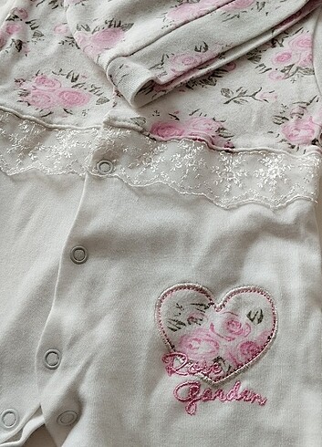 Çiçek detaylı tulum - Görsel 2