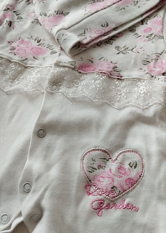 Çiçek detaylı tulum - Görsel 2