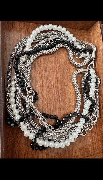 Zara gümüş inci siyah choker kolye