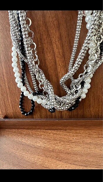 Zara Zara gümüş inci siyah choker kolye