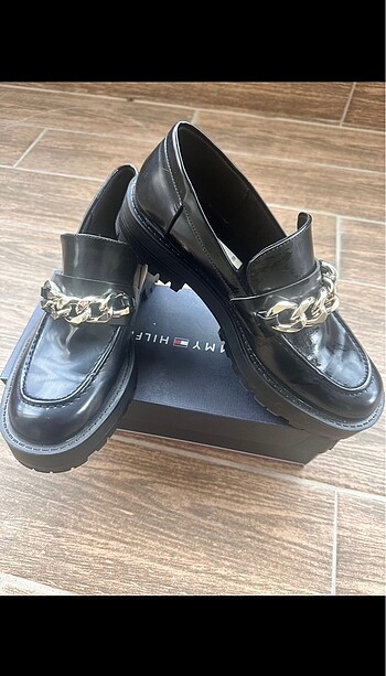 Zara Zara siyah gold zincirli loafer