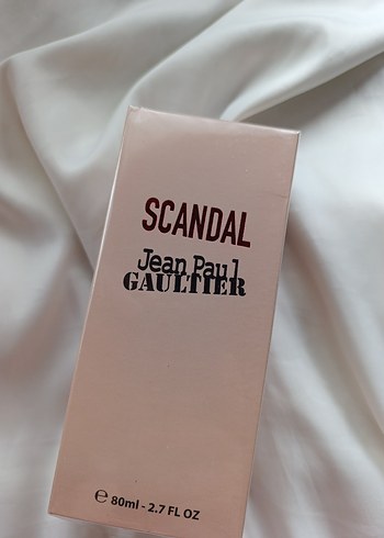 Jean Paul Gaultier Jean Paul Gaultier Scandal Kadın Parfümü 80 ml
