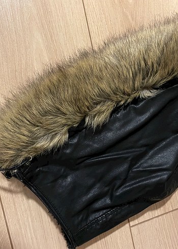 Jument marka Uzun Siyah Deri Kadın Ceket Kürklü Kapüşonlu - Görsel 9