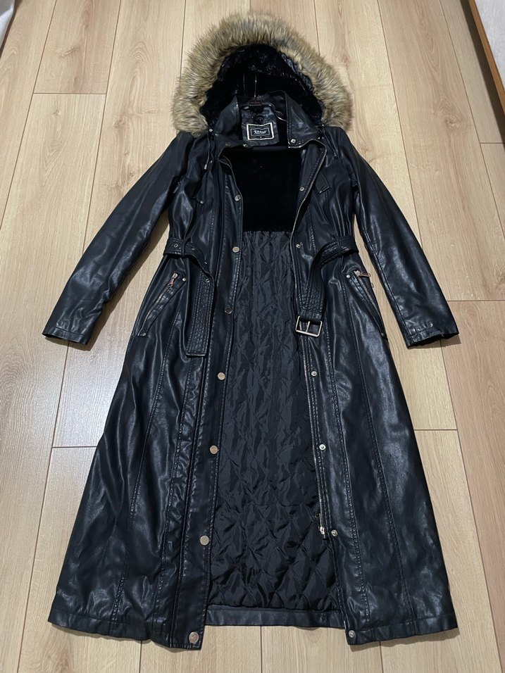 Jument marka Uzun Siyah Deri Kadın Ceket Kürklü Kapüşonlu - Görsel 2