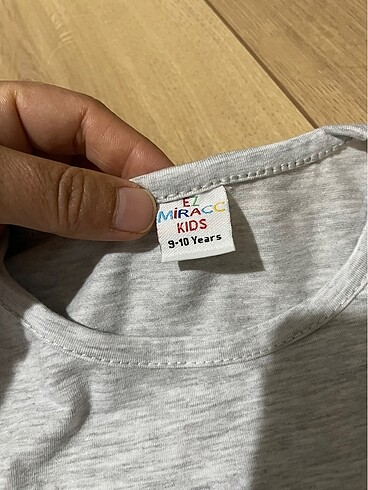 9 Yaş Beden Yeni kız çocuk tişört