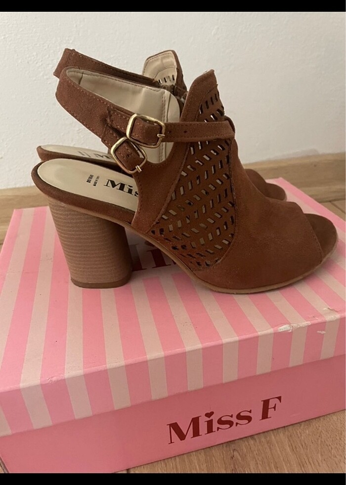 37 numara taba rengi ayakkabı - Görsel 2