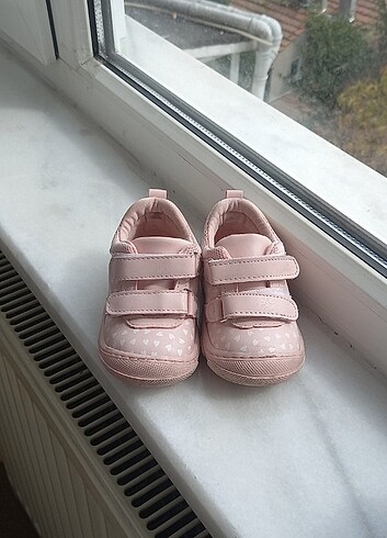 21 numara kız bebek ayakkabı