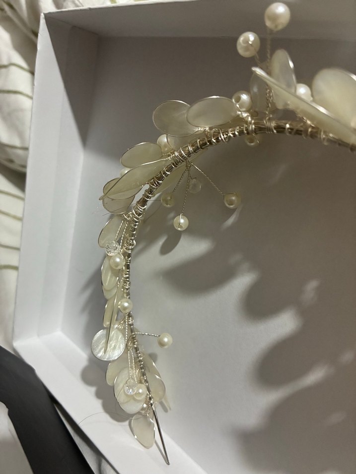 Beyaz Boncuklu Modern gelin tacı - Görsel 4