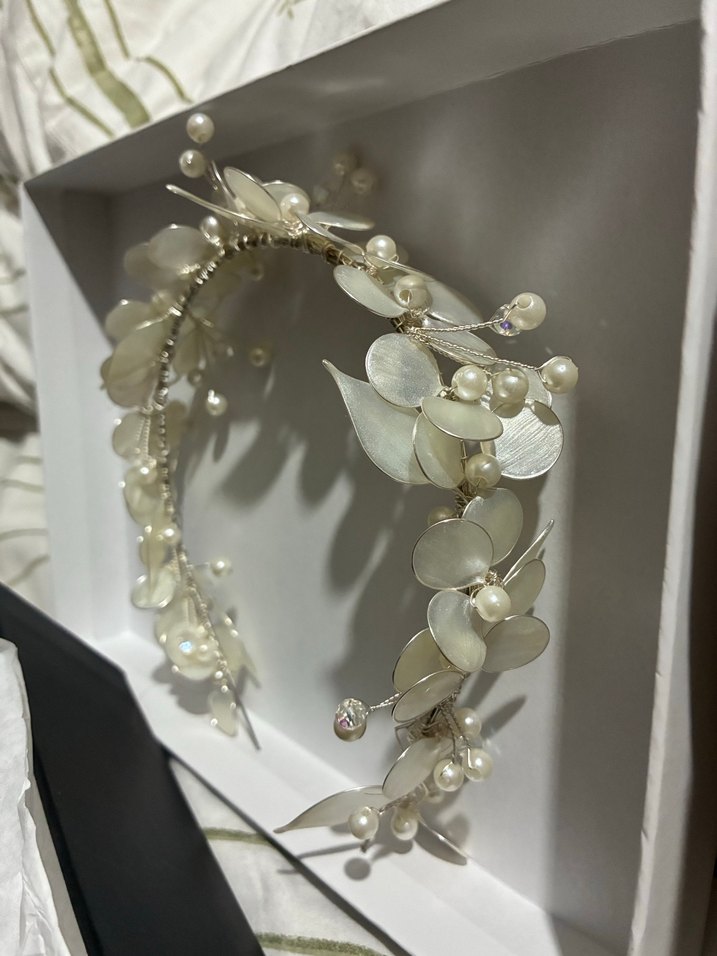 Beyaz Boncuklu Modern gelin tacı - Görsel 3