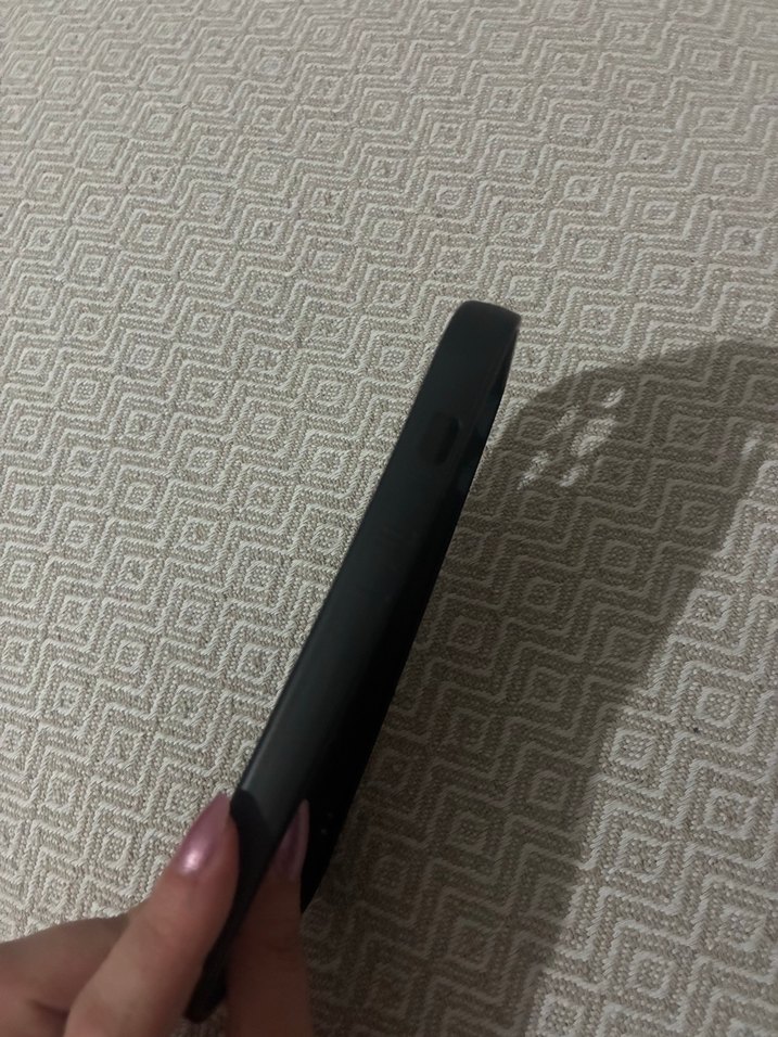 Parlak Siyah Gotik Telefon Kılıfı - Görsel 3