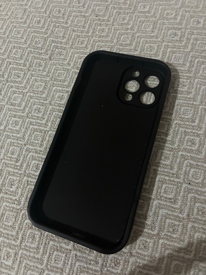 Parlak Siyah Gotik Telefon Kılıfı - Görsel 2