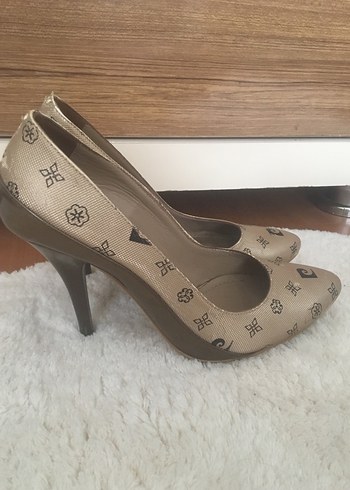 Pierre Cardin Bej Yılan Desenli Stiletto Kadın Topuklu Ayakkabı