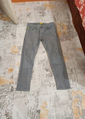 Gri Regular Fit Erkek Denim Pantolon